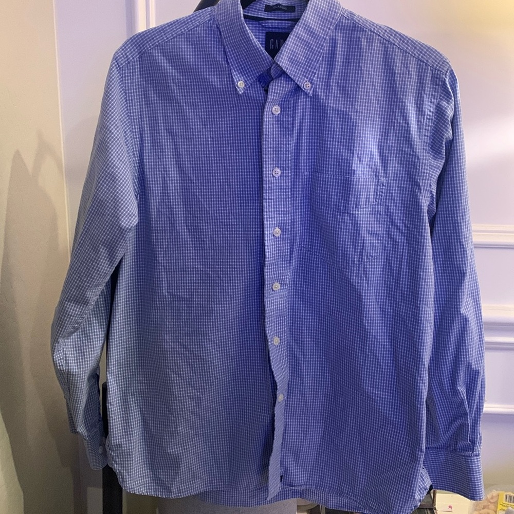 Gap shirt 👕
